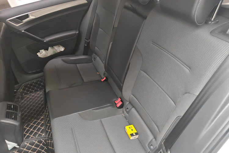 大众 高尔夫 2018款 1.6L 自动舒适型中控内饰21