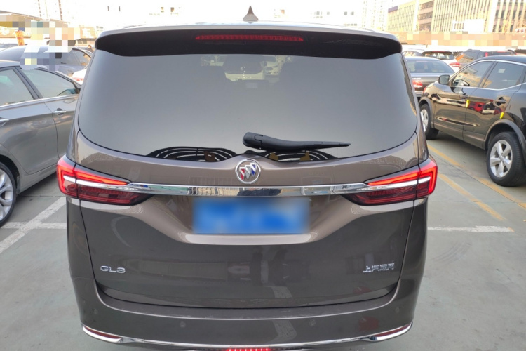 别克GL8 2023款 改款 陆上公务舱 豪华型车身外观6