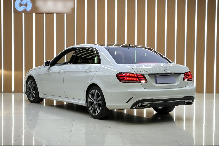 奔驰E级 2014款 改款 E 300 L 运动型车身外观6003