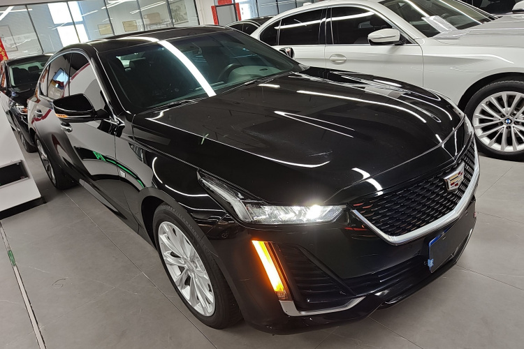 凯迪拉克CT5 2022款 28T 豪华型（标准版）车身外观3