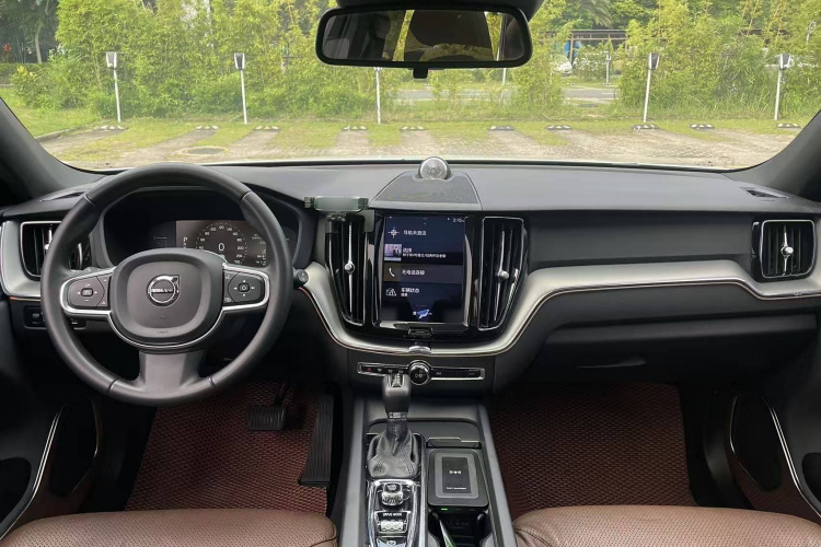 沃尔沃XC60 2021款 T5 四驱智逸豪华版中控内饰7002