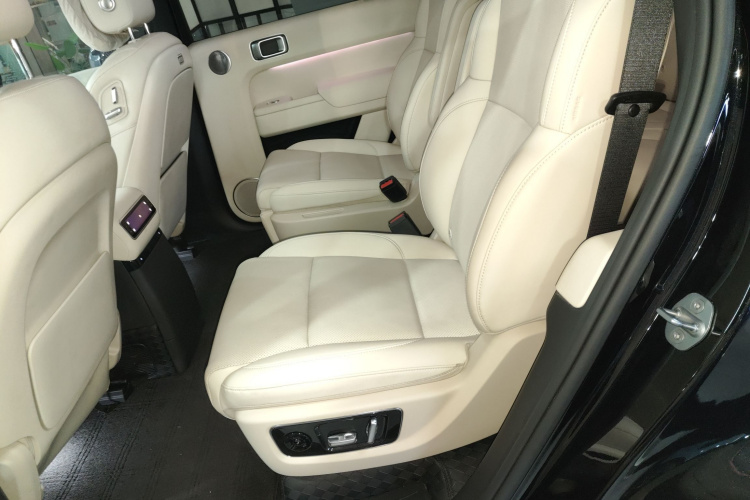 理想汽车 理想L9 2024款 Ultra中控内饰21