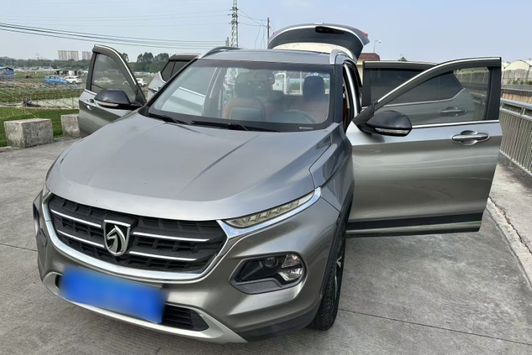 宝骏510 2017款 1.5L 自动豪华型车身外观6005