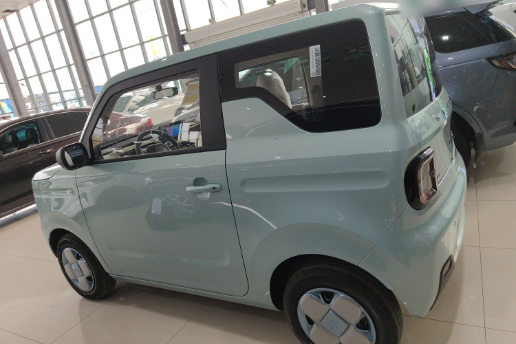 吉利银河 2024款 熊猫mini 200km 耐力熊车身外观6003