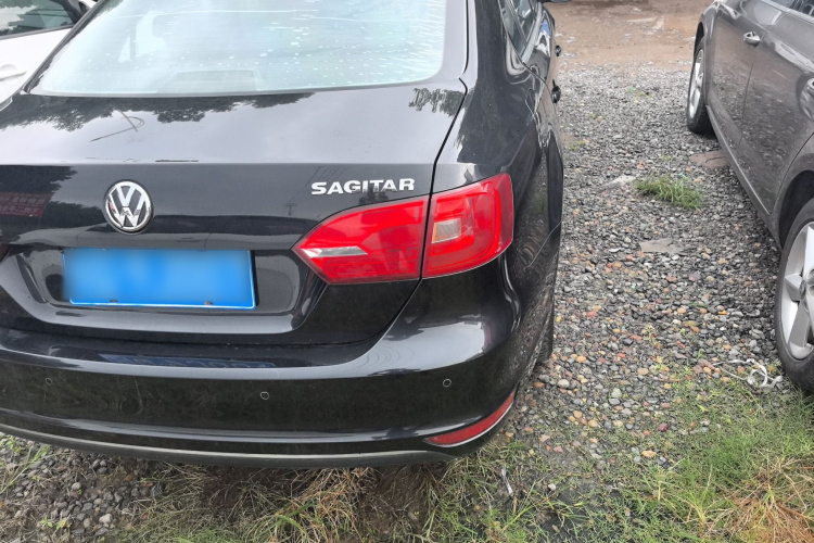 大众 速腾 2014款 1.6L 自动舒适型车身外观6006