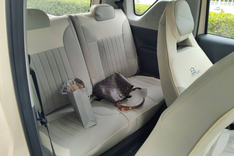 吉利银河 熊猫 2025款 210km 元气熊中控内饰21