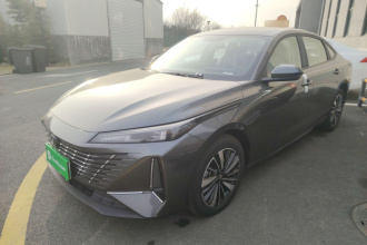 长安 逸动PHEV 2025款 智慧新蓝鲸 145KM 高能版