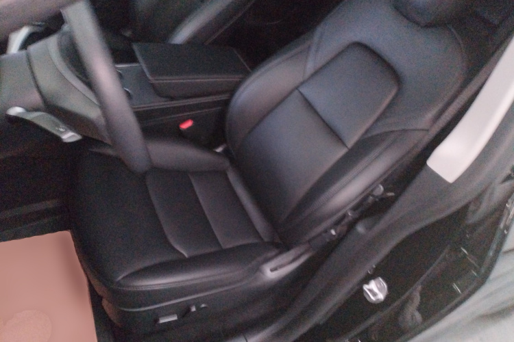 特斯拉 Model Y 2021款 长续航全轮驱动版 3D7中控内饰19