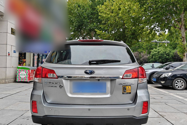 斯巴鲁 傲虎 2010款 2.5i豪华版车身外观6004