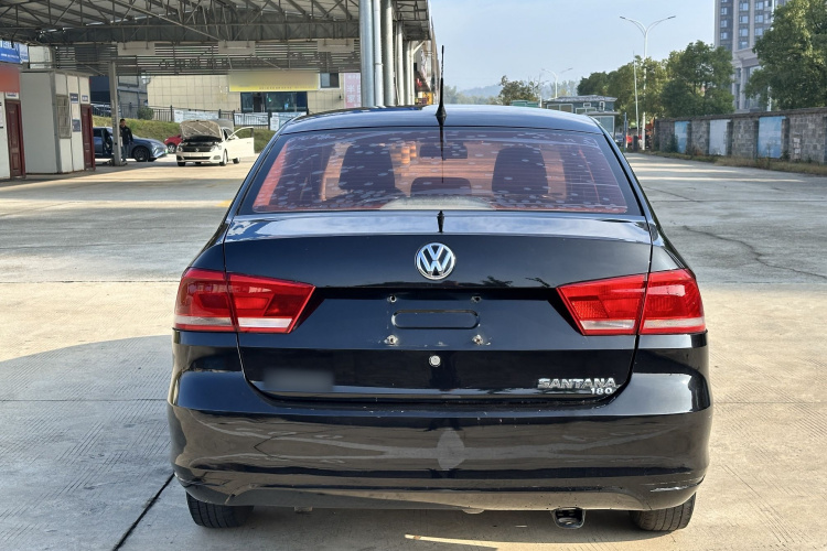 大众 桑塔纳 2015款 1.6L 手动风尚版车身外观6004