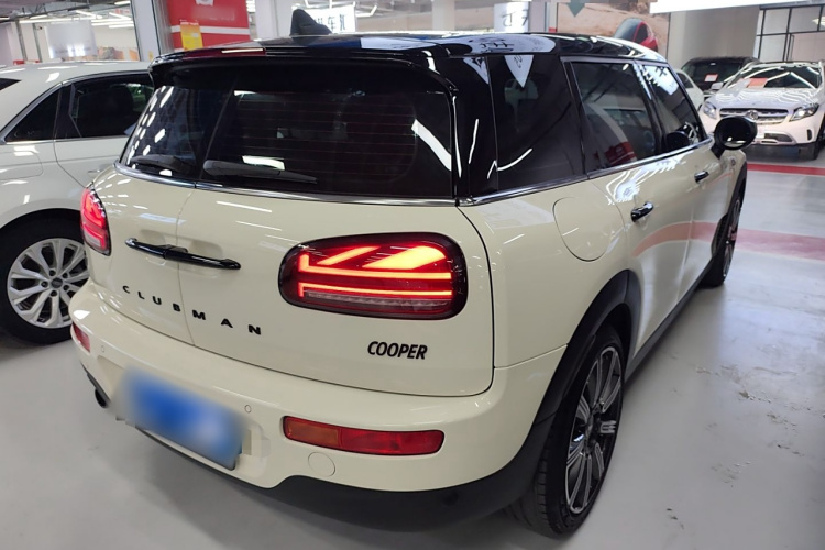 MINI Clubman 2022款 改款 1.5T COOPER 鉴赏家车身外观6005