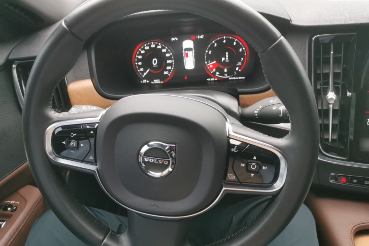 沃尔沃S90 2021款 B5 智逸豪华版中控内饰13