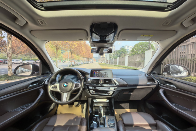 宝马X3 2020款  xDrive28i M运动套装中控内饰7003