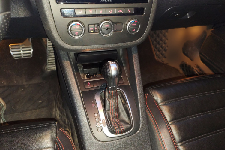 大众 尚酷 2011款 2.0TSI R-Line局部细节18