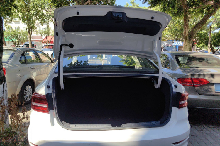 大众 朗逸 2021款 1.5L 自动风尚版中控内饰23