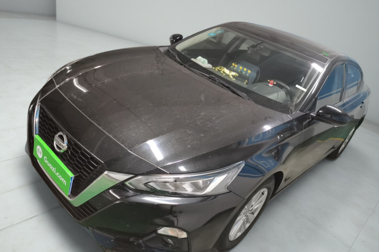 日产 天籁 2020款 改款 2.0L XL 舒适版车身外观1