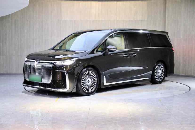 岚图汽车 岚图梦想家 2025款 PHEV 四驱旗舰鲲鹏版(1)