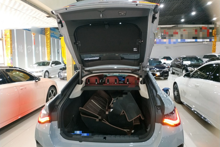 宝马4系 2023款 425i Gran Coupe M运动套装机舱底盘23