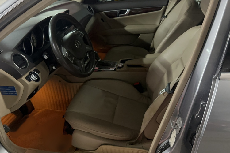 奔驰C级 2013款 C 260 CGI 优雅型中控内饰7001