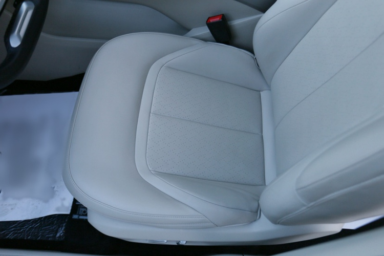 五菱汽车 五菱星光 2023款 150 进阶版中控内饰7005