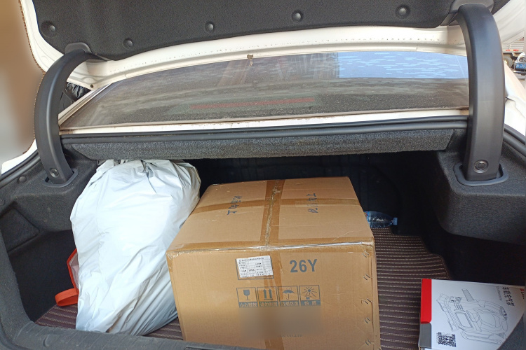 吉利汽车 博瑞 2021款 1.8T 领航版中控内饰23