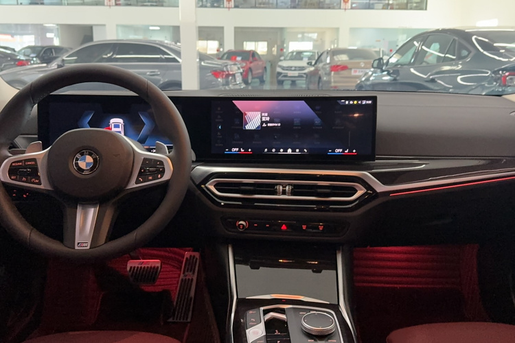 宝马3系 2024款 325Li xDrive M运动套装中控内饰7003