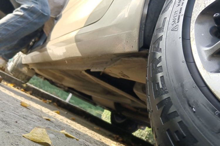 雪铁龙C4L 2016款 1.2T 自动精英型局部细节9002