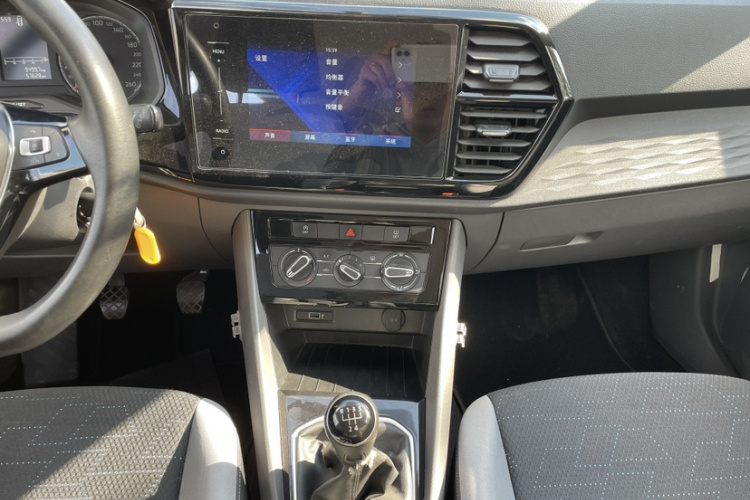 捷达VS5 2019款 280TSI 手动进取型中控内饰7003
