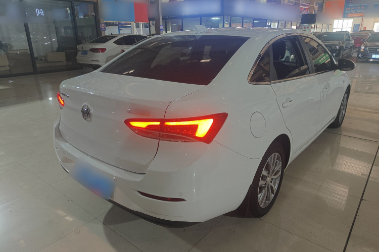 别克 英朗 2021款 1.3T 自动轻混动精英型车身外观7