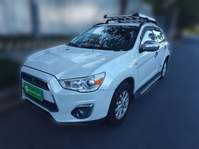 三菱 劲炫ASX 2015款 2.0L CVT两驱精英版