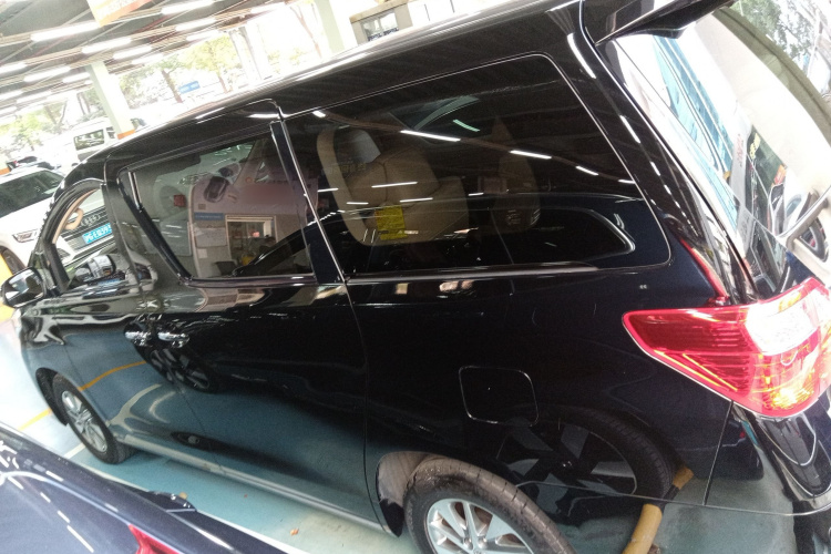 丰田 埃尔法 2012款 3.5L 豪华版车身外观6003