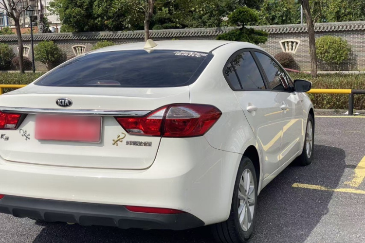 起亚K3 2016款 1.6L 自动天窗版车身外观6005