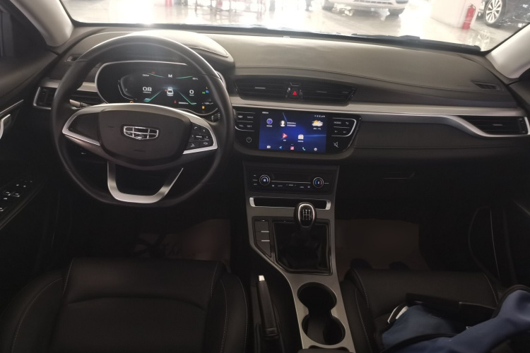 吉利汽车 帝豪 2020款 1.5L 手动向上版中控内饰7002