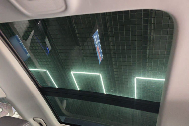 奥迪A4L 2020款 40 TFSI 时尚动感型中控内饰22