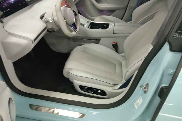 鸿蒙智行 智界S7 2024款 Max 后驱长航智驾版局部细节19