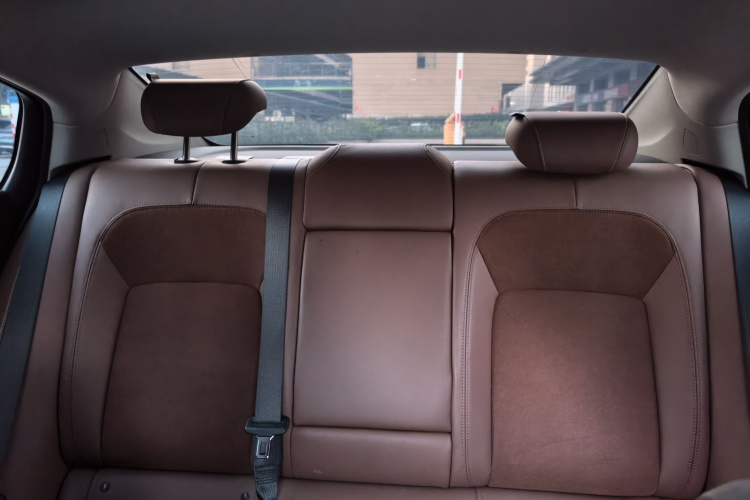 别克 君威 2020款 552T 豪华型中控内饰7006