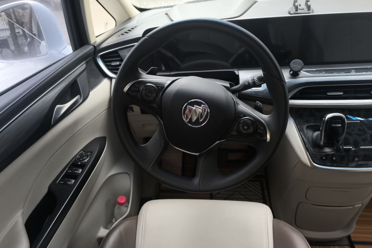 别克GL8 2023款 ES陆尊 舒适型中控内饰13