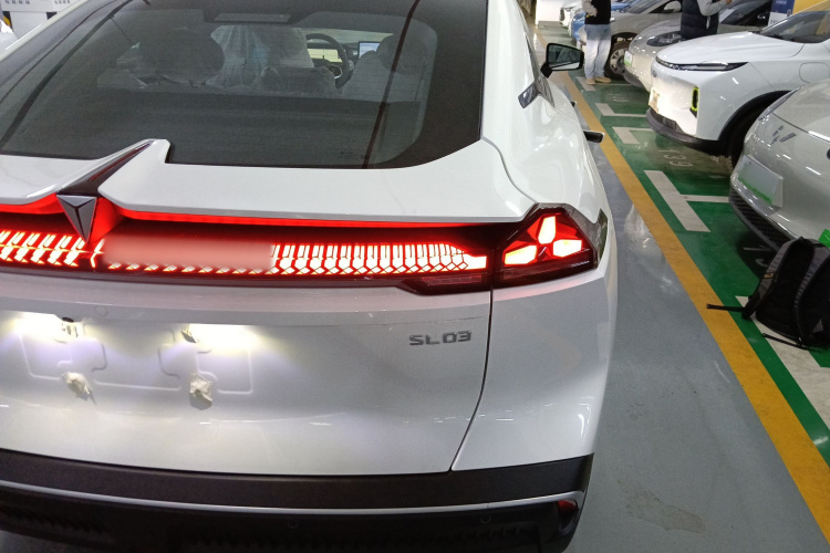 深蓝汽车 深蓝SL03 2025款 增程精英型车身外观6006