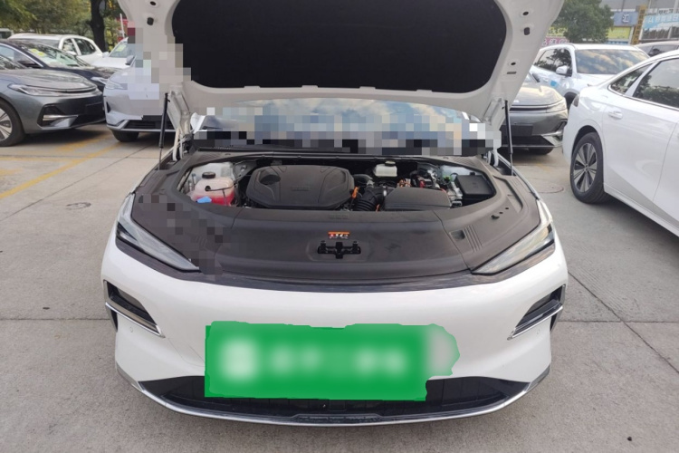 吉利银河 银河星耀8 2025款 130km EM-i 尊享版局部细节24