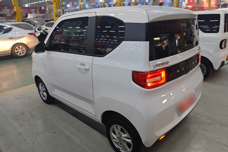 五菱汽车 宏光MINIEV 2020款 自在款 磷酸铁锂车身外观6003