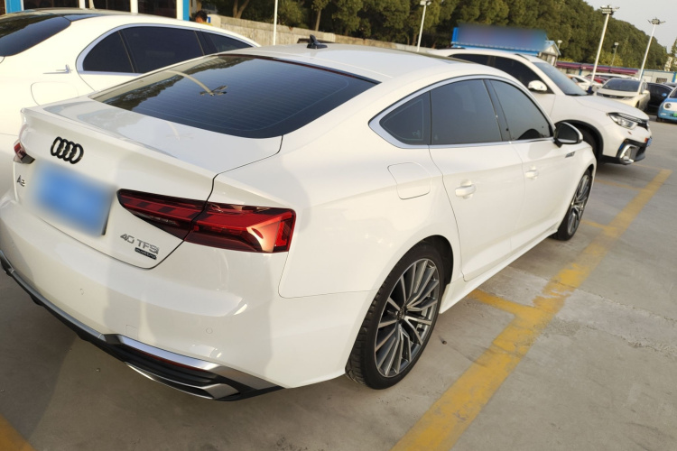 奥迪A5 2023款 Sportback 40 TFSI quattro 豪华动感型车身外观7