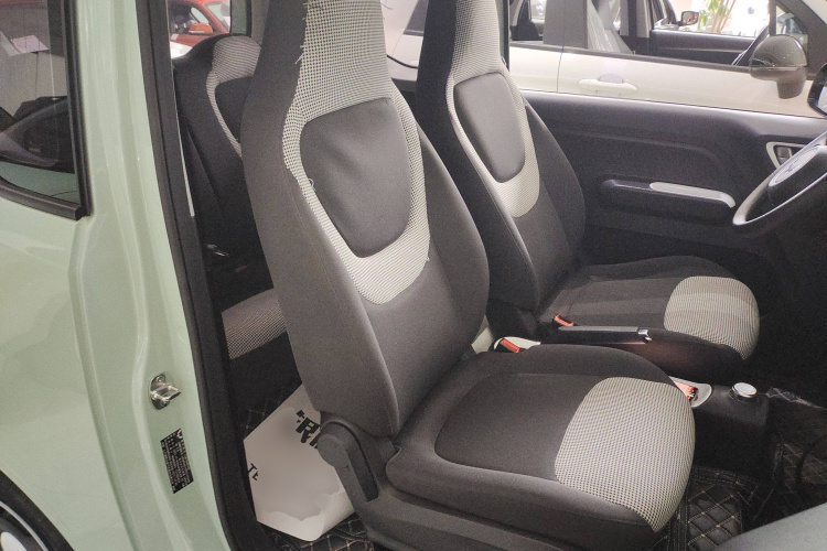 五菱汽车 宏光MINIEV 2024款 第三代 170km中控内饰41