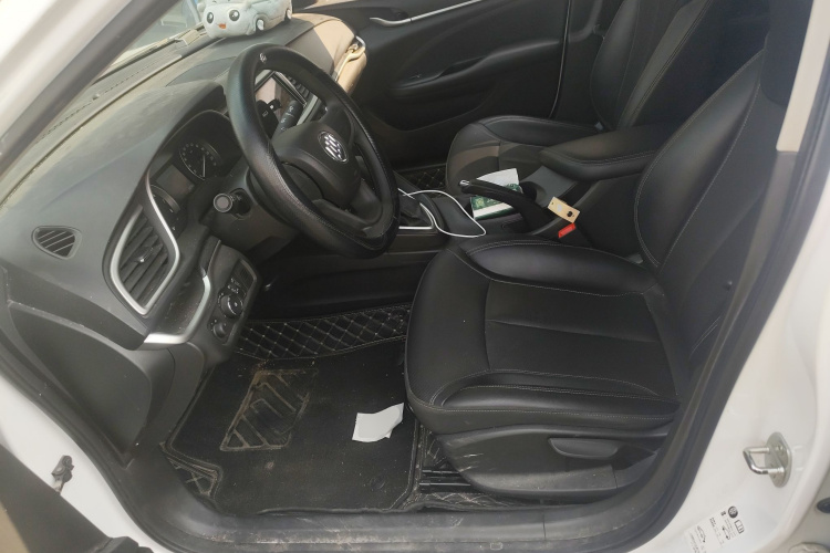 别克 英朗 2021款 1.3T 自动轻混动精英型中控内饰19