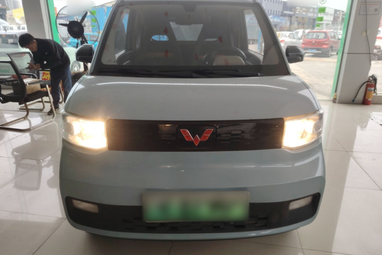 五菱汽车 宏光MINIEV 2021款 马卡龙臻享款 磷酸铁锂车身外观2