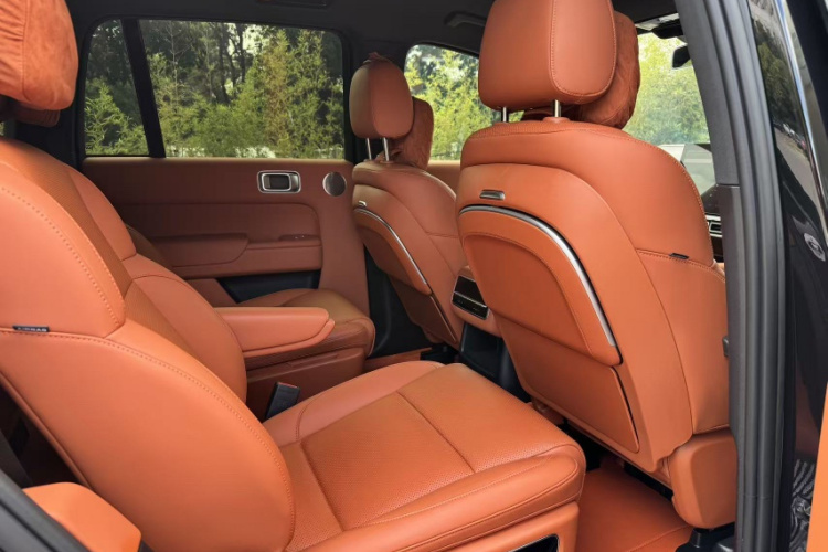 理想汽车 理想L8 2023款 Pro中控内饰7007