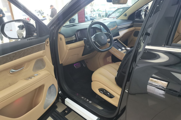 鸿蒙智行 问界M7 2022款 1.5T 四驱豪华版中控内饰19