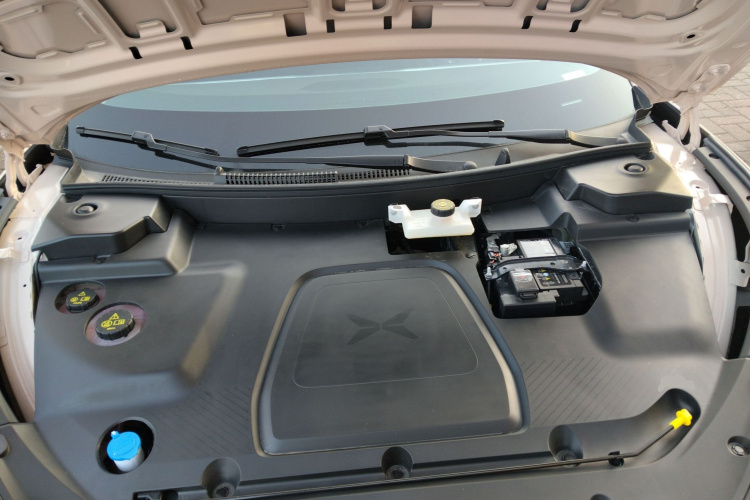 小鹏MONA M03 2024款 620 超长续航机舱底盘24