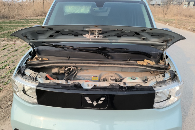 五菱汽车 宏光MINIEV 2022款 悦享款 磷酸铁锂机舱底盘24