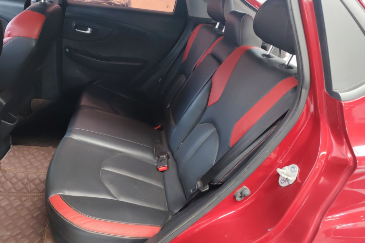 纳智捷 U5 SUV 2017款 1.6L CVT名士版中控内饰21