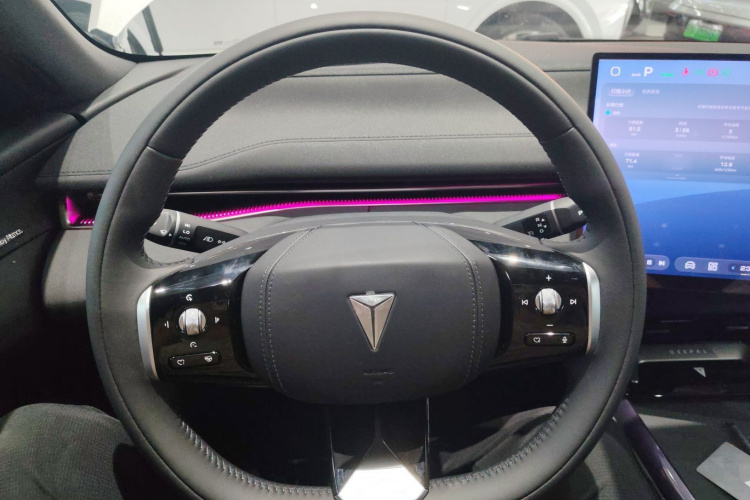 深蓝汽车 深蓝L07 2026款 240Ultra华为乾崑ADS SE版局部细节13